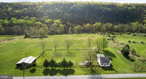180 Great Plains Dr, Capon Bridge, WV 26711
