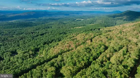 Falconwood Road, Paw Paw, WV 25434