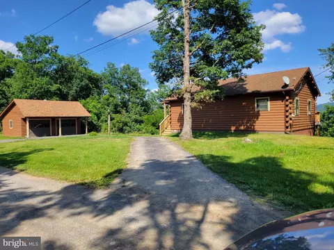 344 Lookout Dr, Augusta, WV 26704