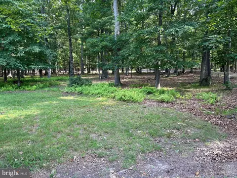 1 Misty Gln, Augusta, WV 26704