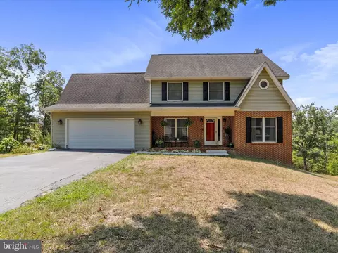 495 Shady Pine Dr, Capon Bridge, WV 26711