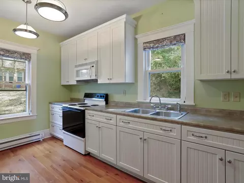 2 W Marathon Pl, Romney, WV 26757 photo 9