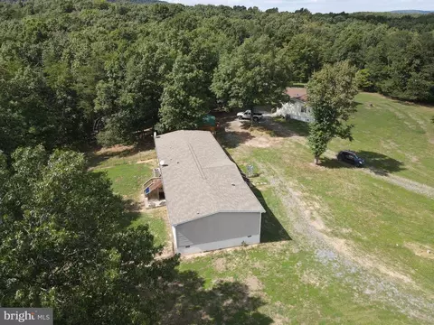 439 Sherman Dr, Augusta, WV 26704 photo 9