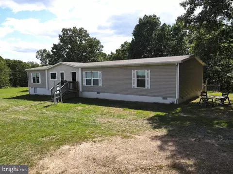 439 Sherman Dr, Augusta, WV 26704