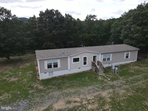439 Sherman Dr, Augusta, WV 26704 photo 3