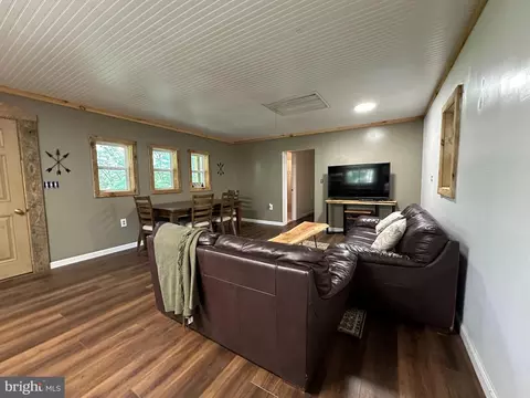 638 Bunker Ln, Springfield, WV 26763 photo 13