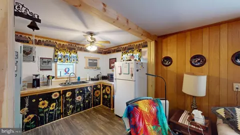 246 Beach Dr, Springfield, WV 26763 photo 17