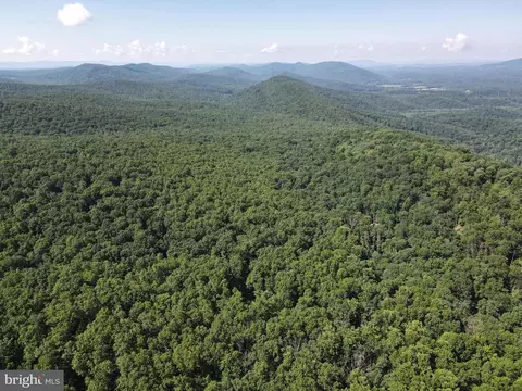 William Demoss Road, Bloomery, WV 26817
