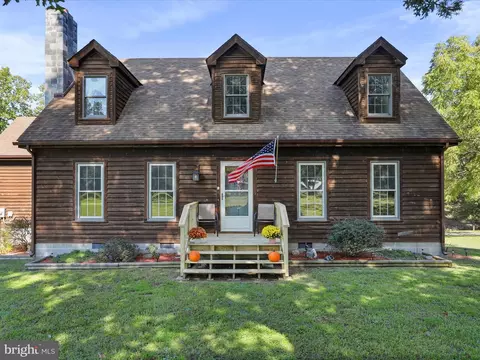 264 Hill Top Dr, Capon Bridge, WV 26711