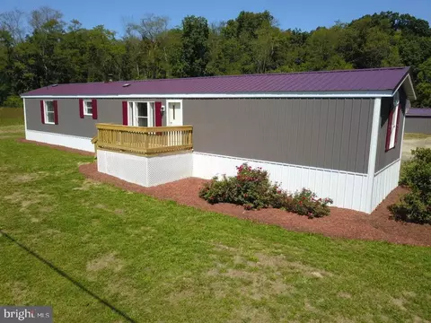 493 Springfield Pike, Springfield, WV 26763