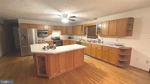 Kitchen - 210 Points Cor, Points, WV 25437 photo 1 of 2