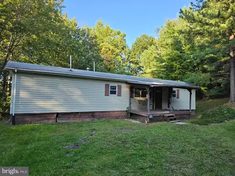 444 Empire Dr, High View, WV 26808