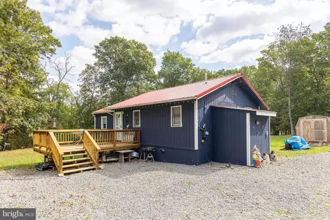 71 Cartridge Box Dr, Romney, WV 26757