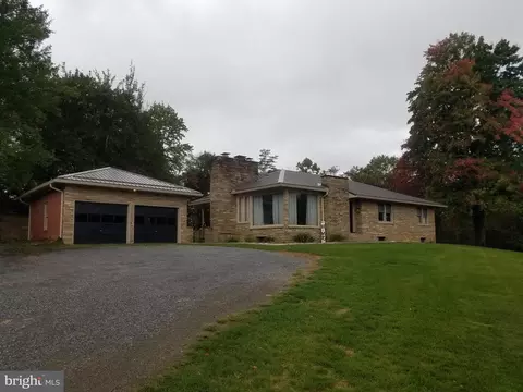 416 Wirgman Ave, Romney, WV 26757
