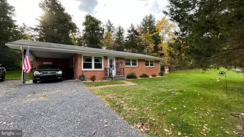 531 Delray Rd, Augusta, WV 26704