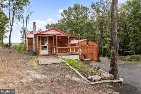 375 Crestview Mountain Rd, Augusta, WV 26704 photo 4