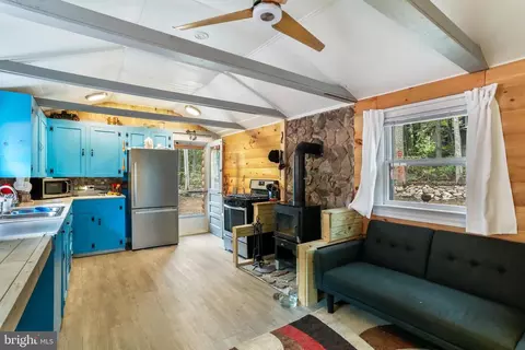 375 Crestview Mountain Rd, Augusta, WV 26704 photo 9
