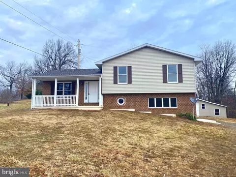 6009 Old Martinsburg Grade Rd, Augusta, WV 26704