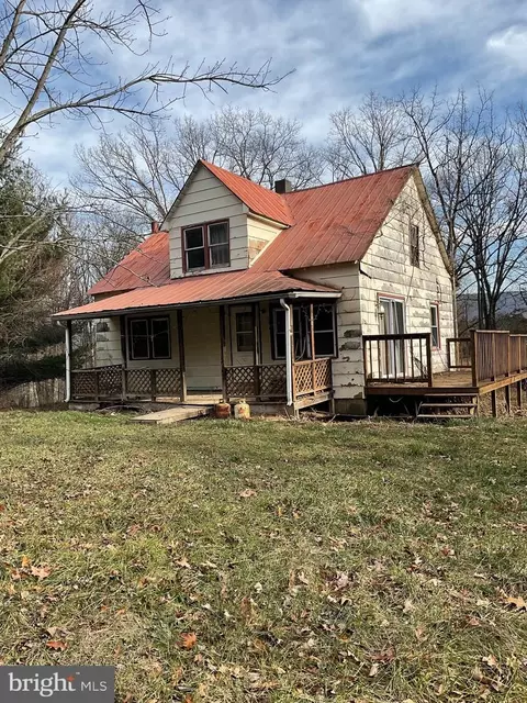 3901 Ash Ruckman Rd, Augusta, WV 26704