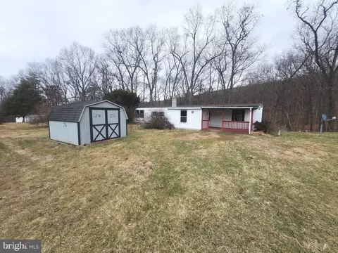 54 Woody Ln, Romney, WV 26757