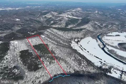 140 Bluffs On The Potomac, Romney, WV 26757