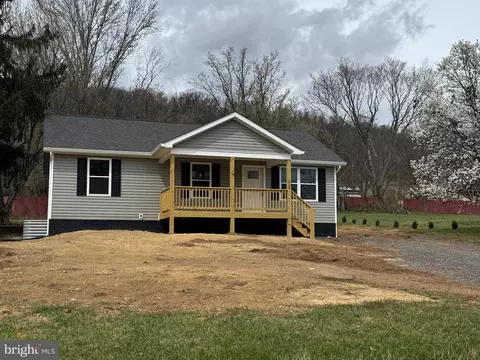 225 Sol Shanholtz, Augusta, WV 26704