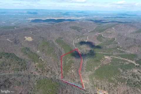 72 Bluffs On The Potomac, Springfield, WV 26763