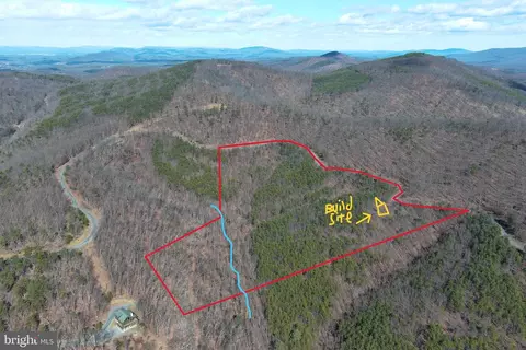 62 Bluffs On The Potomac, Springfield, WV 26763