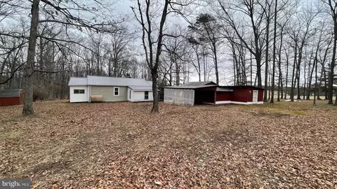 96 Jr Rannells, Three Churches, WV 26757