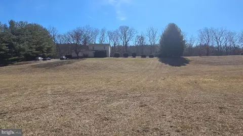 124 Clifton Rd, Paw Paw, WV 25434