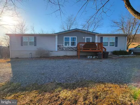 195 Stoney Apple Dr, Romney, WV 26757