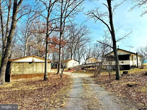 31 Gallihers Cir, Romney, WV 26757