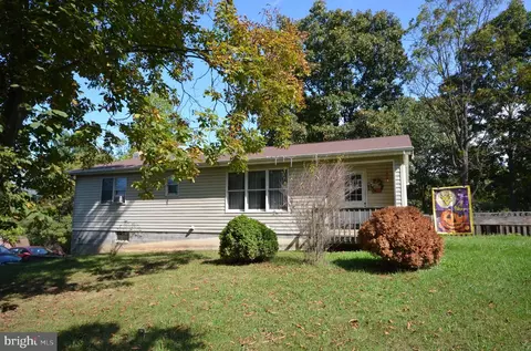 84 Antler Rd, Springfield, WV 26763