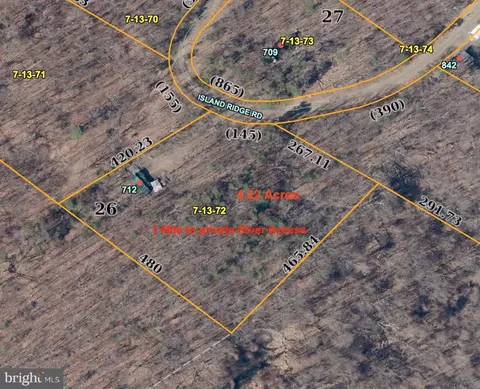 712 Island Ridge Rd, Purgitsville, WV 26852
