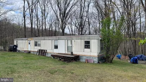 259 Crestview Mountain Rd, Augusta, WV 26704