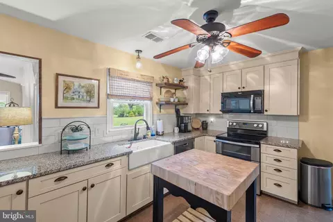 Kitchen - 111 Heron Ln, Augusta, WV 26704 photo 2 of 5