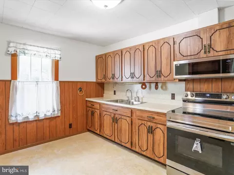437 Everett Pl, Romney, WV 26757 photo 19