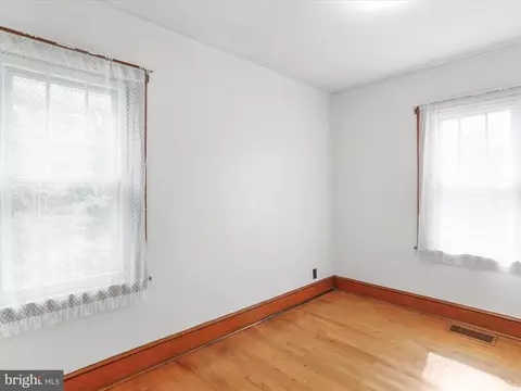 437 Everett Pl, Romney, WV 26757 photo 17