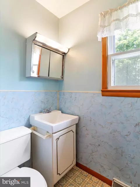 437 Everett Pl, Romney, WV 26757 photo 15