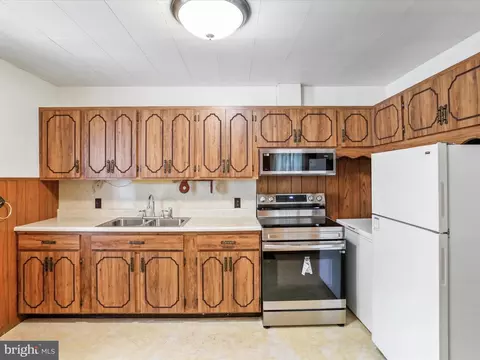 437 Everett Pl, Romney, WV 26757 photo 20