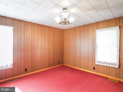 437 Everett Pl, Romney, WV 26757 photo 13