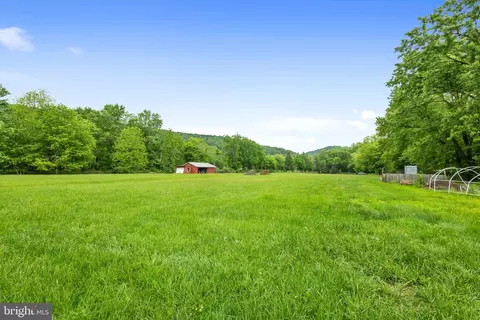 3015 Cumberland Rd, Romney, WV 26757