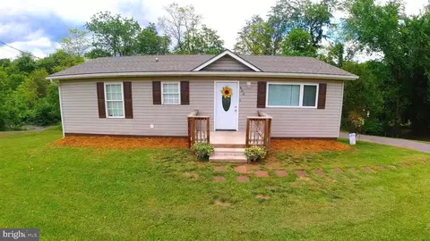 483 W Ridge Loop Rd, Romney, WV 26757