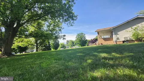 Exterior - 210 Crestview Dr, Romney, WV 26757 photo 2 of 4