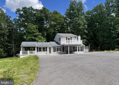 1037 Raven Rocks Rd, Springfield, WV 26763