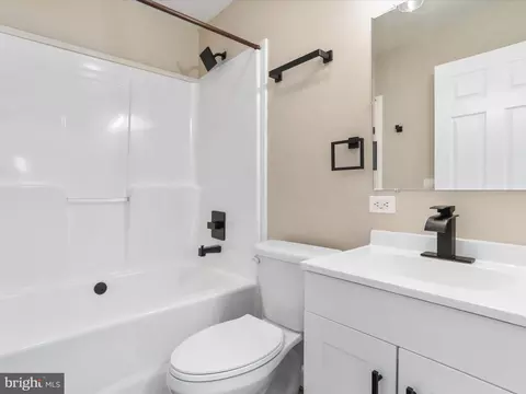 Bath - 511 Tupelo Loop, Springfield, WV 26763 photo 1 of 3