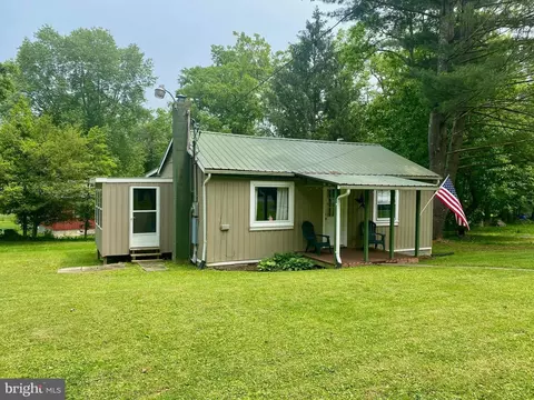 3815 Capon River Rd, Capon Bridge, WV 26711