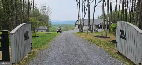 2204 Baker Mountain Dr, Yellow Spring, WV 26865