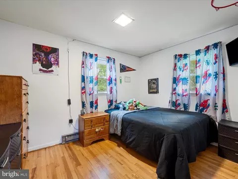 Bedroom - 357 Crestview Mountain Rd, Augusta, WV 26704 photo 3 of 5