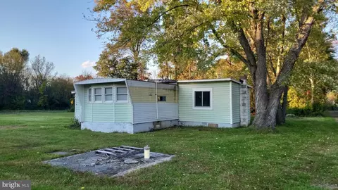 81 Old County Rd, Green Spring, WV 26722 photo 5